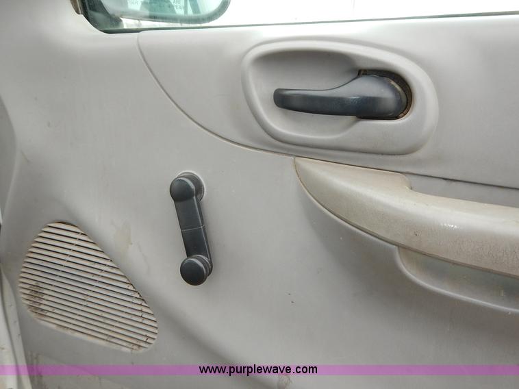 image for item I5100 1999 Ford F150 pickup truck