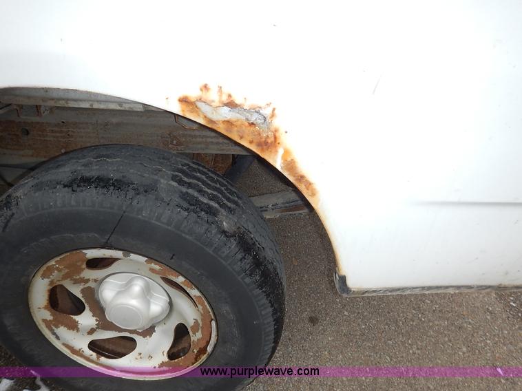 image for item I5100 1999 Ford F150 pickup truck