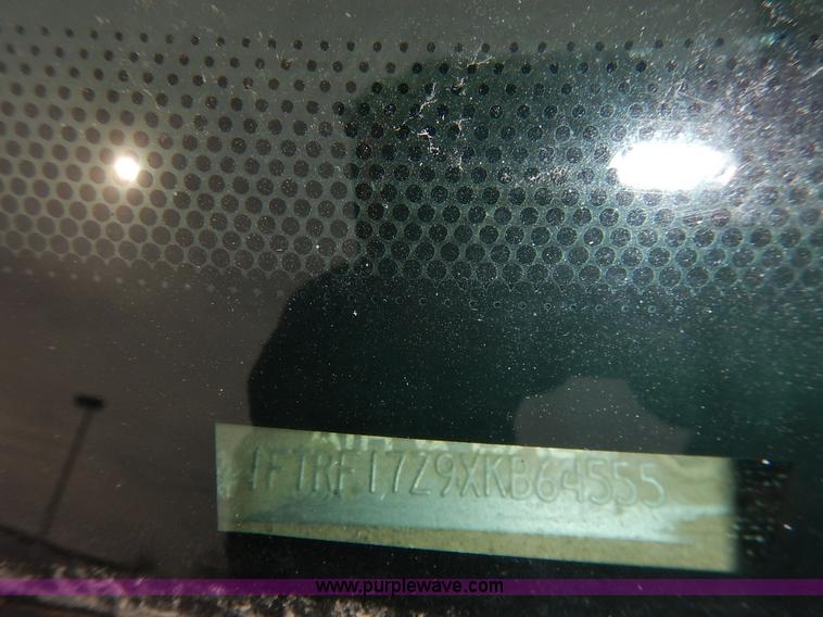 image for item I5100 1999 Ford F150 pickup truck