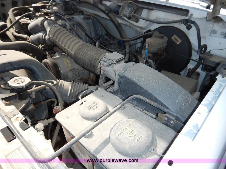 image for item I5102 1996 Ford F150 XL pickup truck