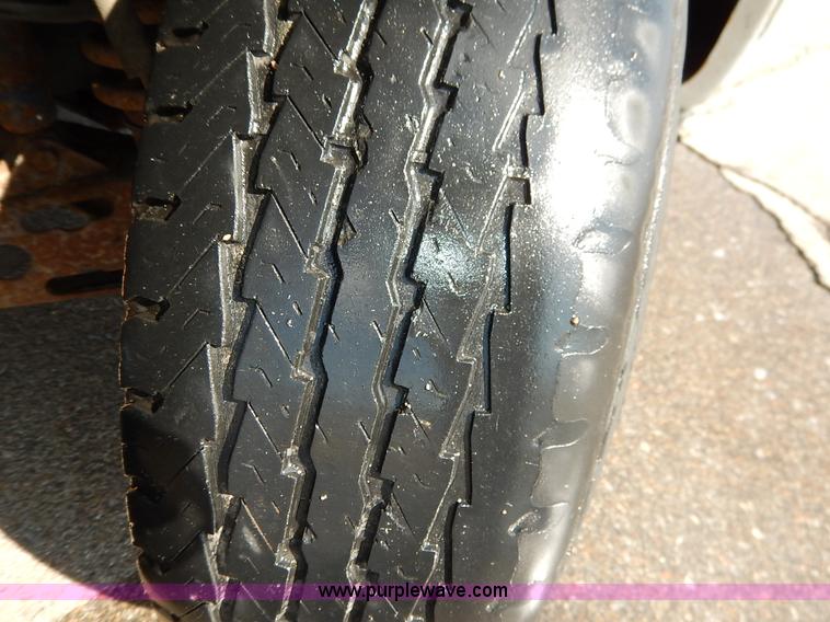 image for item I5102 1996 Ford F150 XL pickup truck