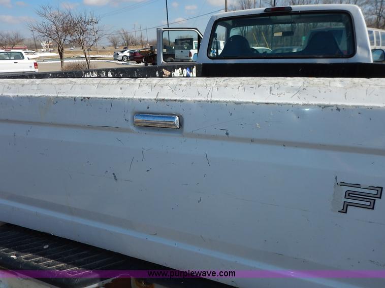 image for item I5102 1996 Ford F150 XL pickup truck