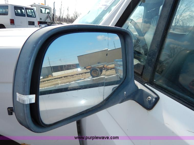 image for item I5102 1996 Ford F150 XL pickup truck