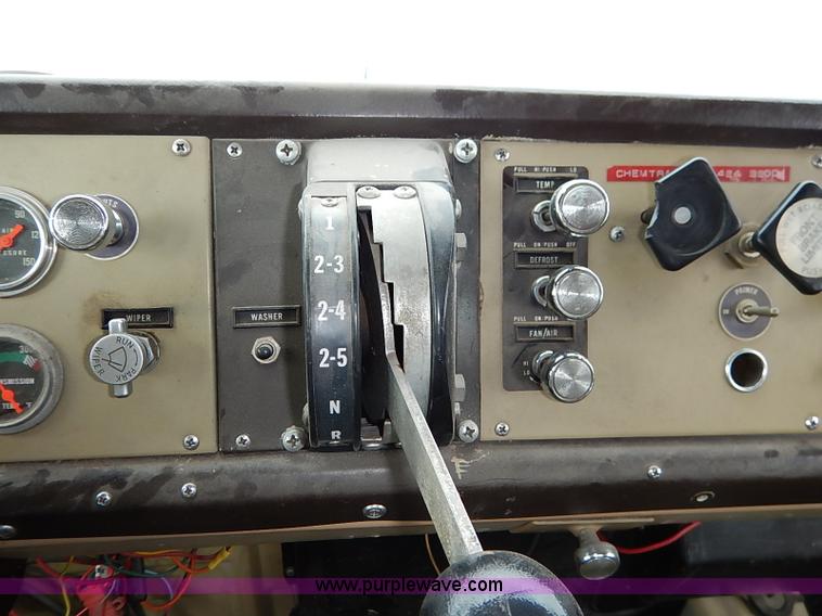 image for item I5151 1976 International CargoStar 1950 fire truck