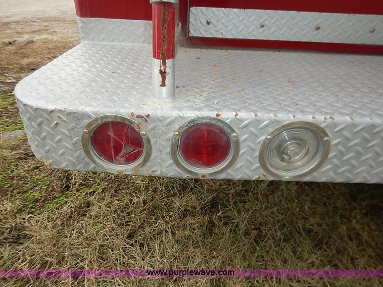 image for item I5151 1976 International CargoStar 1950 fire truck