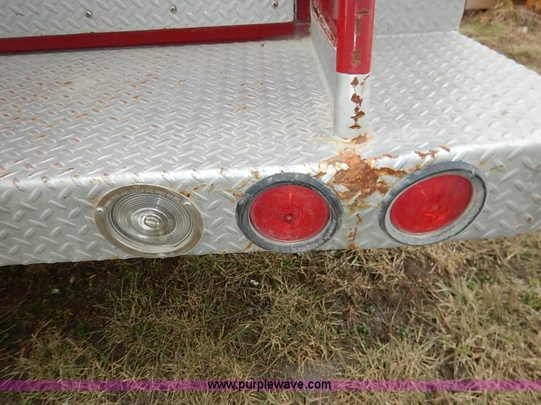 image for item I5151 1976 International CargoStar 1950 fire truck