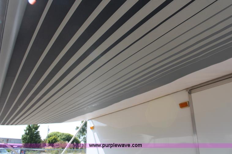 image for item J1122 1998 Dawson cargo trailer