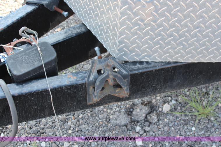 image for item J1122 1998 Dawson cargo trailer