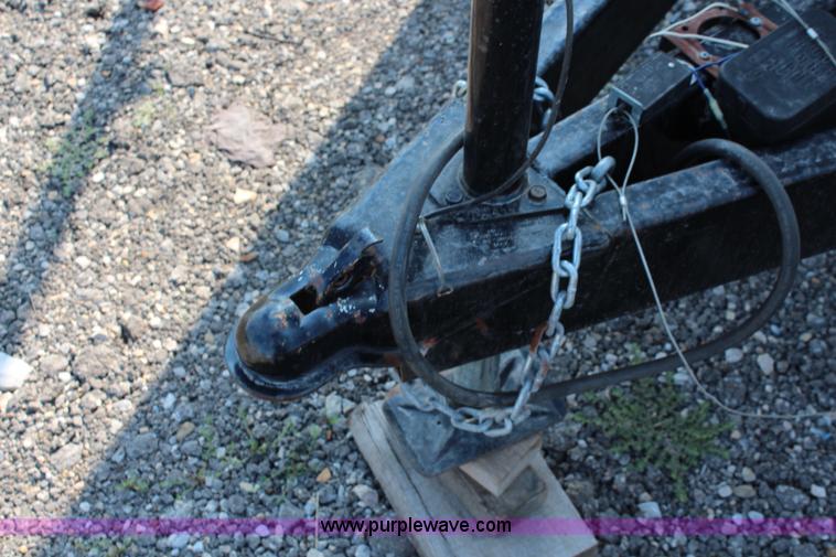 image for item J1122 1998 Dawson cargo trailer