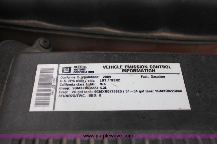 image for item J2306 2009 Chevrolet Silverado 1500 Crew Cab pickup truck