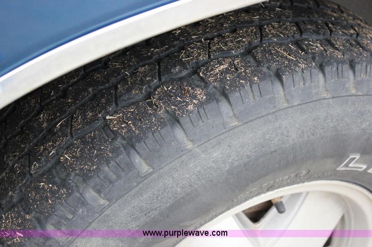 image for item J2310 1991 Chevrolet S10 Blazer Tahoe SUV