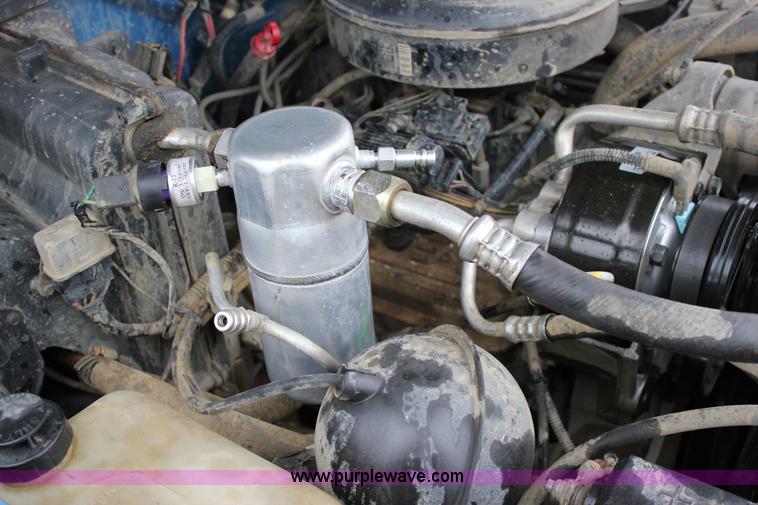 image for item J2310 1991 Chevrolet S10 Blazer Tahoe SUV