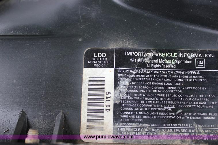 image for item J2310 1991 Chevrolet S10 Blazer Tahoe SUV