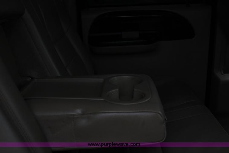 image for item J2311 2006 Ford F350 Super Duty Lariat Crew Cab pickup truck