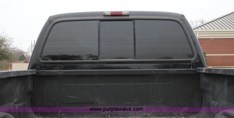 image for item J2311 2006 Ford F350 Super Duty Lariat Crew Cab pickup truck