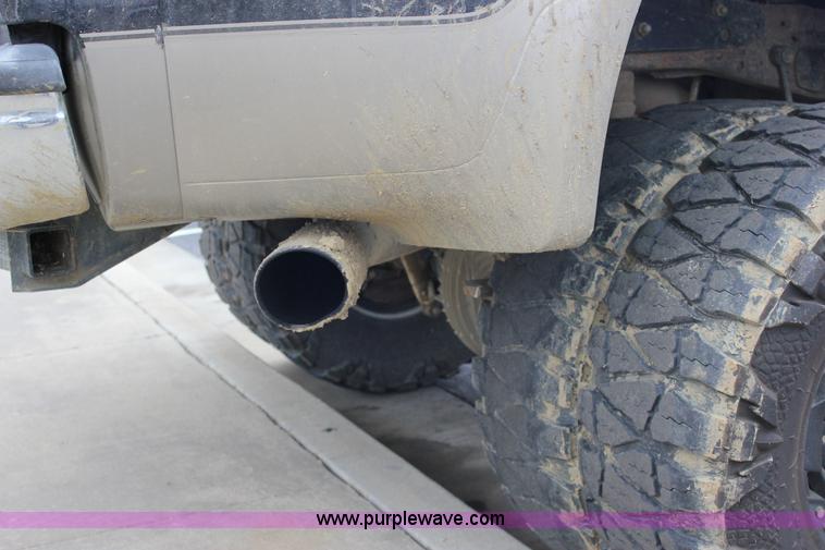 image for item J2311 2006 Ford F350 Super Duty Lariat Crew Cab pickup truck