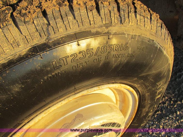 image for item K2022 1983 Ford F250 pickup truck