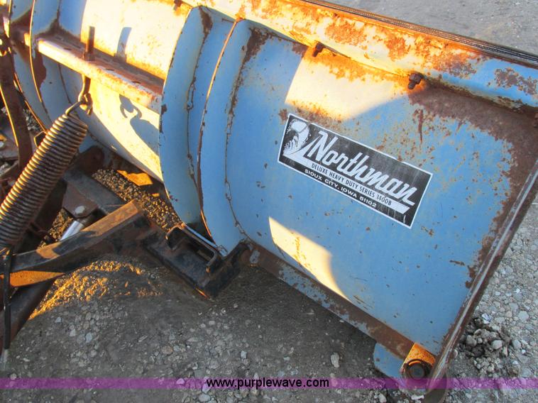 image for item K2022 1983 Ford F250 pickup truck