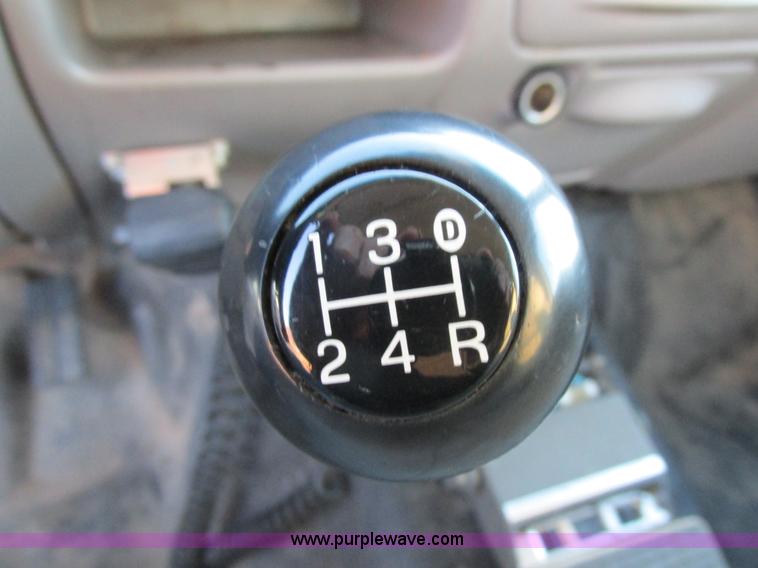 image for item K2024 1999 Ford F350 Super Duty bucket truck