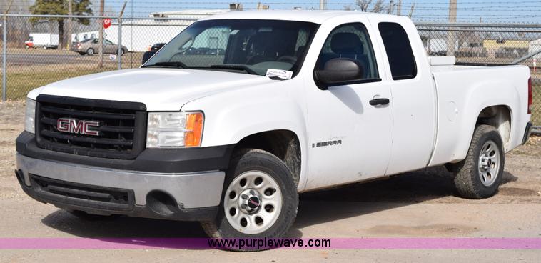image for item K2307 2008 GMC Sierra 1500 pickup truck