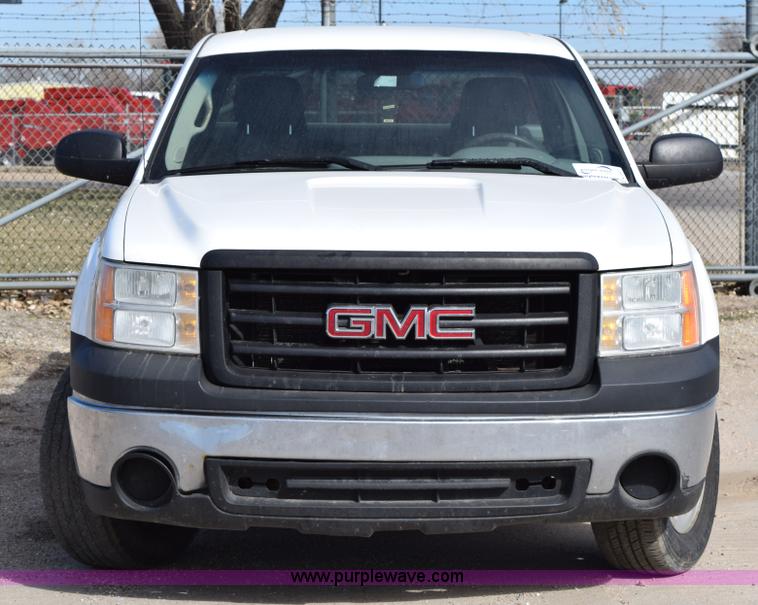 image for item K2307 2008 GMC Sierra 1500 pickup truck