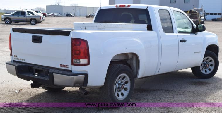 image for item K2307 2008 GMC Sierra 1500 pickup truck