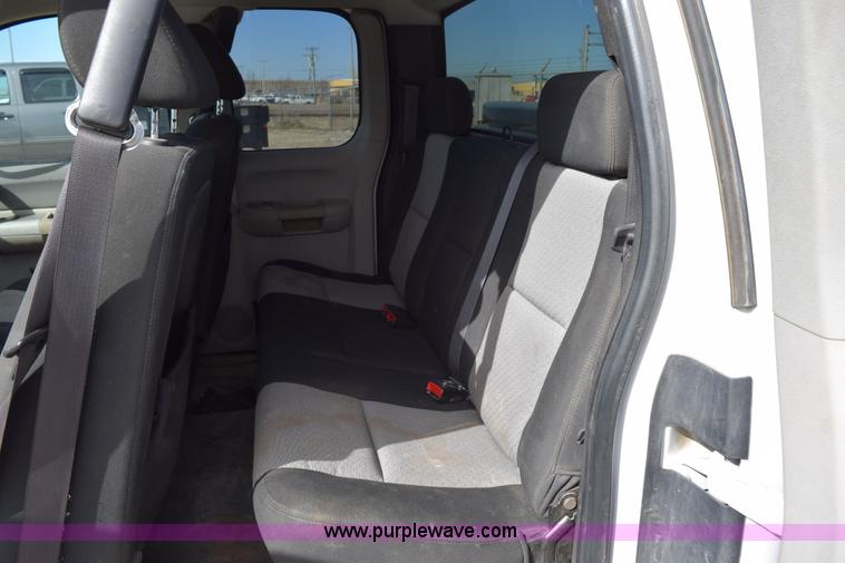 image for item K2307 2008 GMC Sierra 1500 pickup truck