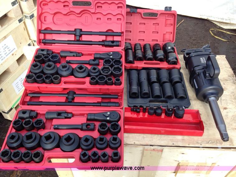 image for item K2525 81 piece 3/4"/1" impact set
