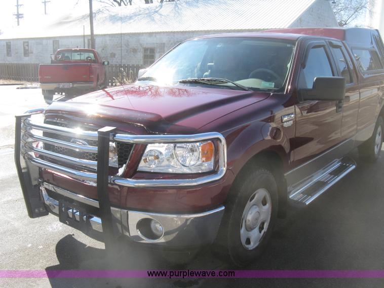 image for item K2875 2006 Ford F150 XLT SuperCab pickup truck