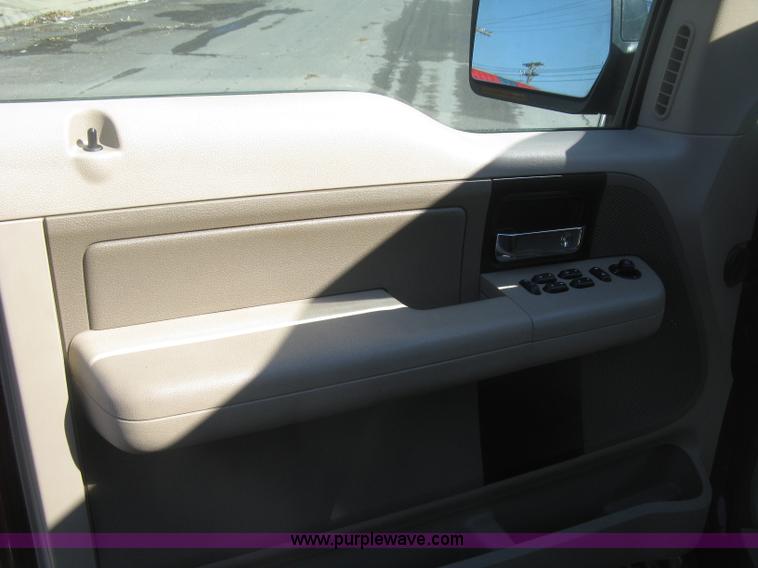 image for item K2875 2006 Ford F150 XLT SuperCab pickup truck