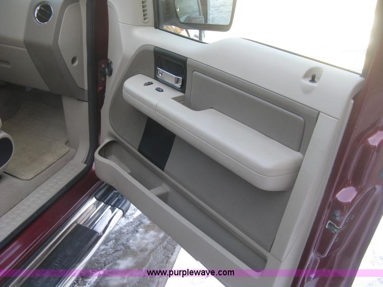 image for item K2875 2006 Ford F150 XLT SuperCab pickup truck