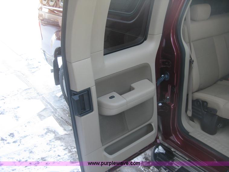 image for item K2875 2006 Ford F150 XLT SuperCab pickup truck