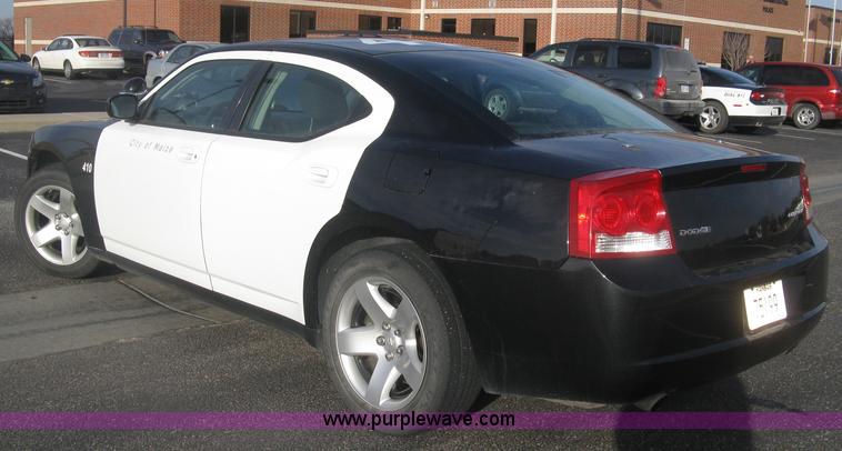 image for item K2879 2010 Dodge Charger Police