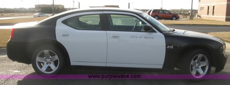 image for item K2879 2010 Dodge Charger Police