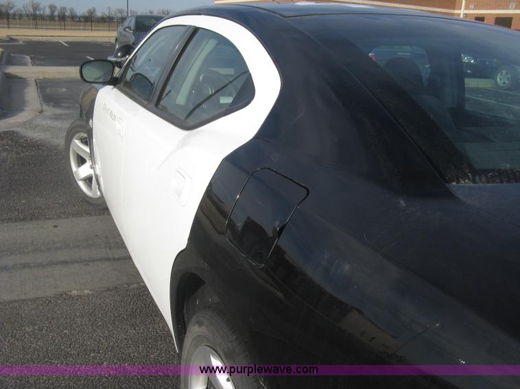image for item K2879 2010 Dodge Charger Police