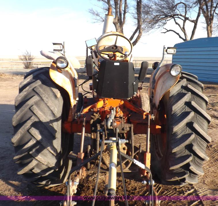 image for item K3181 Case 830 tractor