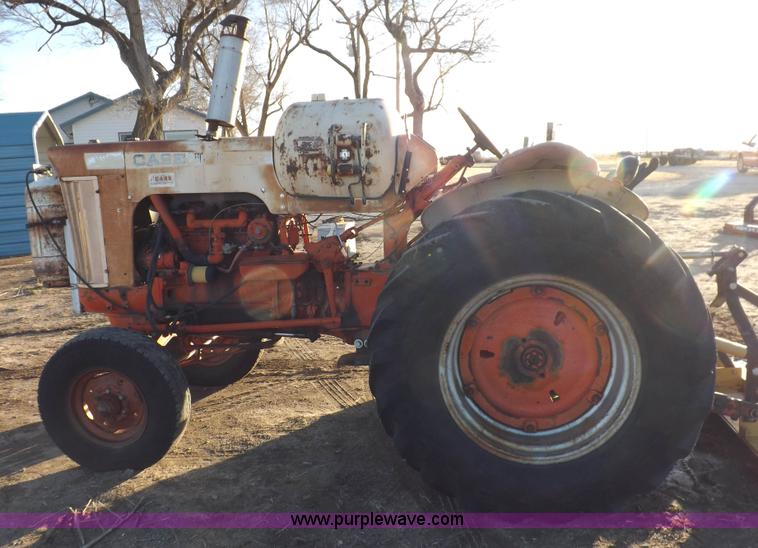 image for item K3181 Case 830 tractor