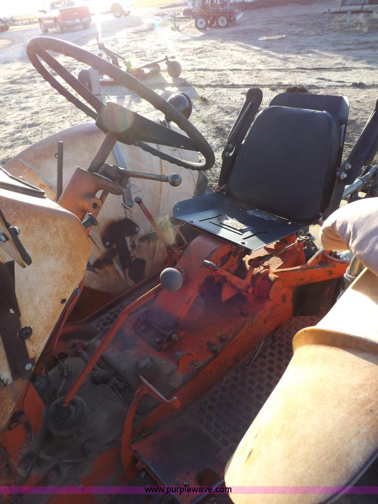 image for item K3181 Case 830 tractor