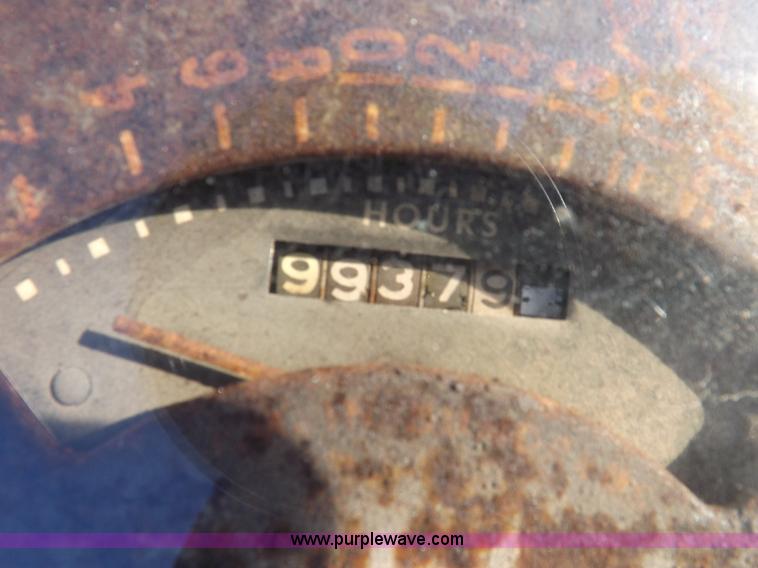 image for item K3181 Case 830 tractor