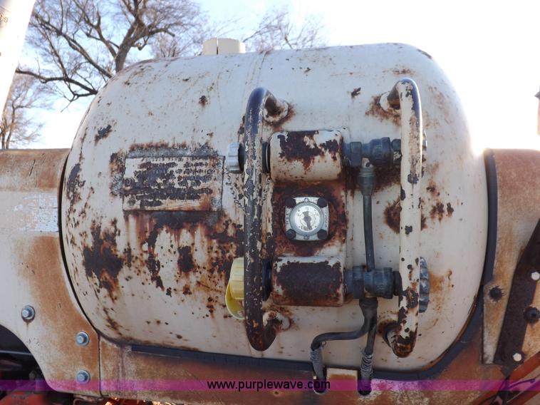 image for item K3181 Case 830 tractor