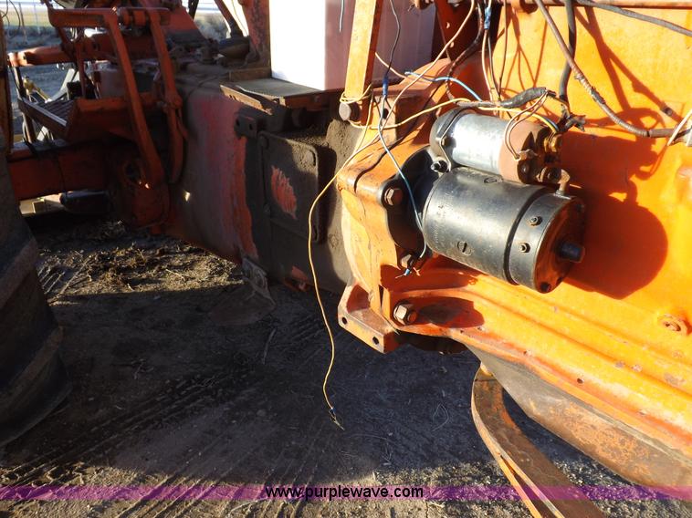 image for item K3181 Case 830 tractor