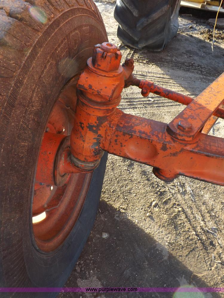 image for item K3181 Case 830 tractor