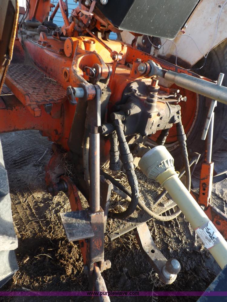 image for item K3181 Case 830 tractor