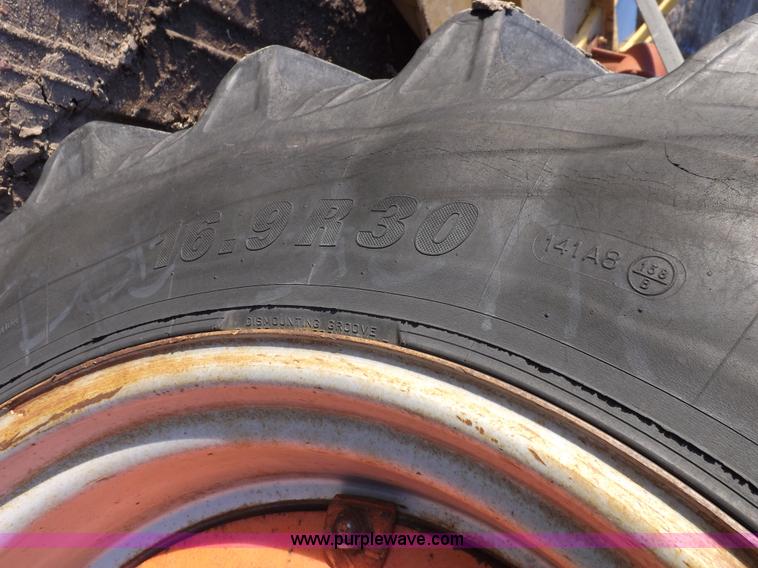 image for item K3181 Case 830 tractor