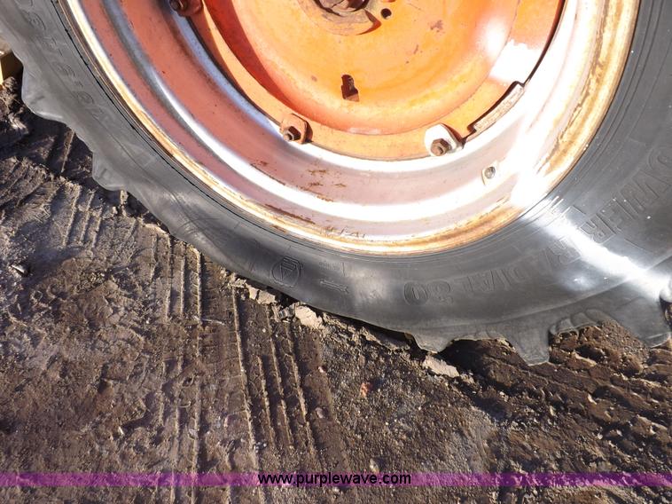 image for item K3181 Case 830 tractor