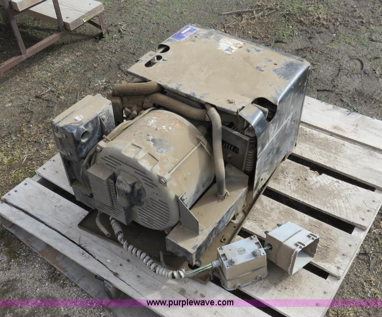 image for item K7088 Kohler M20EP Continant 5 generator