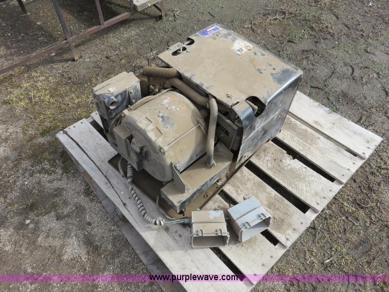 image for item K7088 Kohler M20EP Continant 5 generator