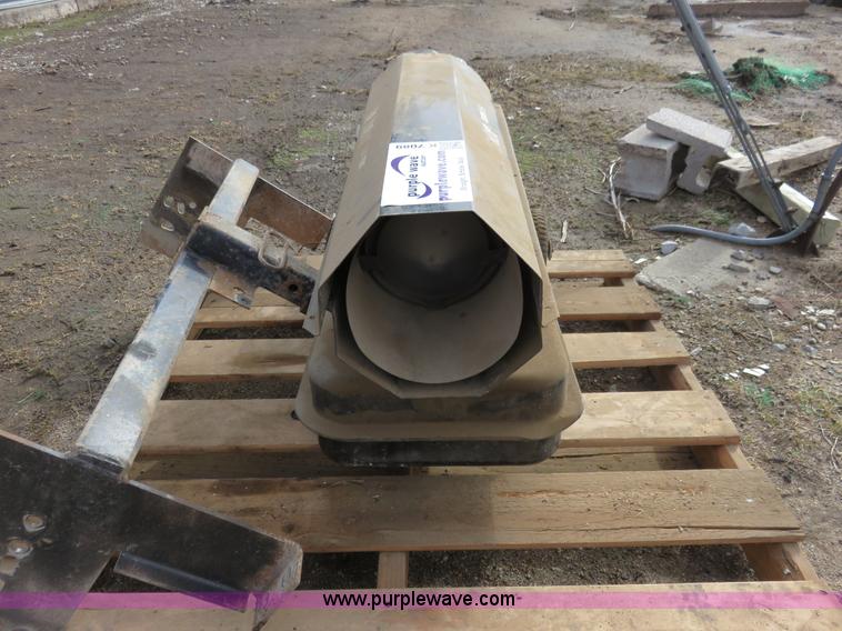 image for item K7089 Mr. Heater heater