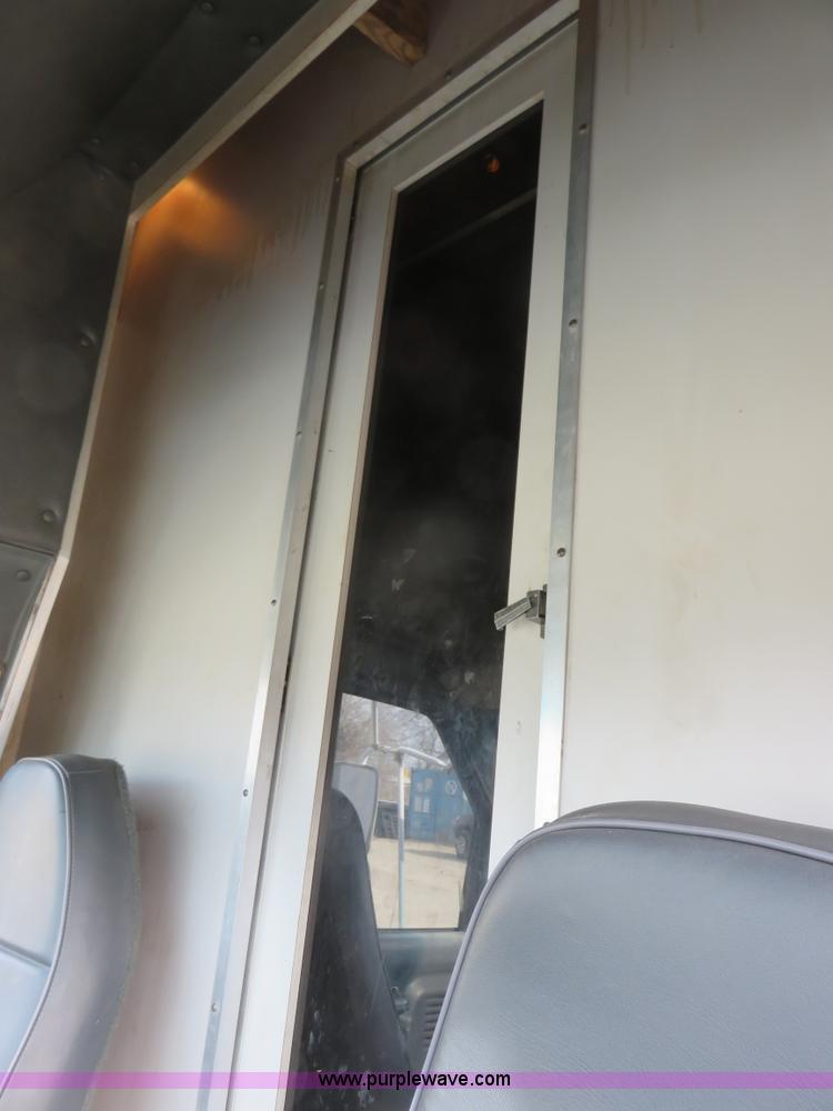 image for item K7206 1996 Ford Econoline E450 box truck