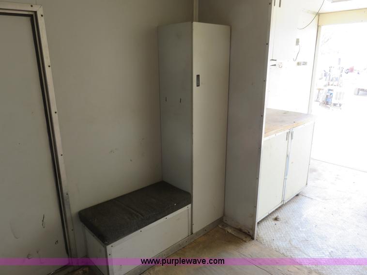 image for item K7206 1996 Ford Econoline E450 box truck